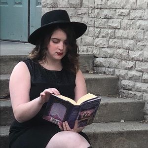 Meet your Posher, Celisa